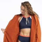 Fourth Element Tidal Robe - Ocean Positive Watersports Robe - Green Fourth Element Tidal Robe - Ocean Positive Watersports Robe - Green