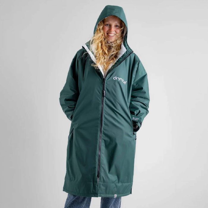 Dryrobe Advance Long Sleeve Changing Robe | Dark Green & Grey | Dive ...