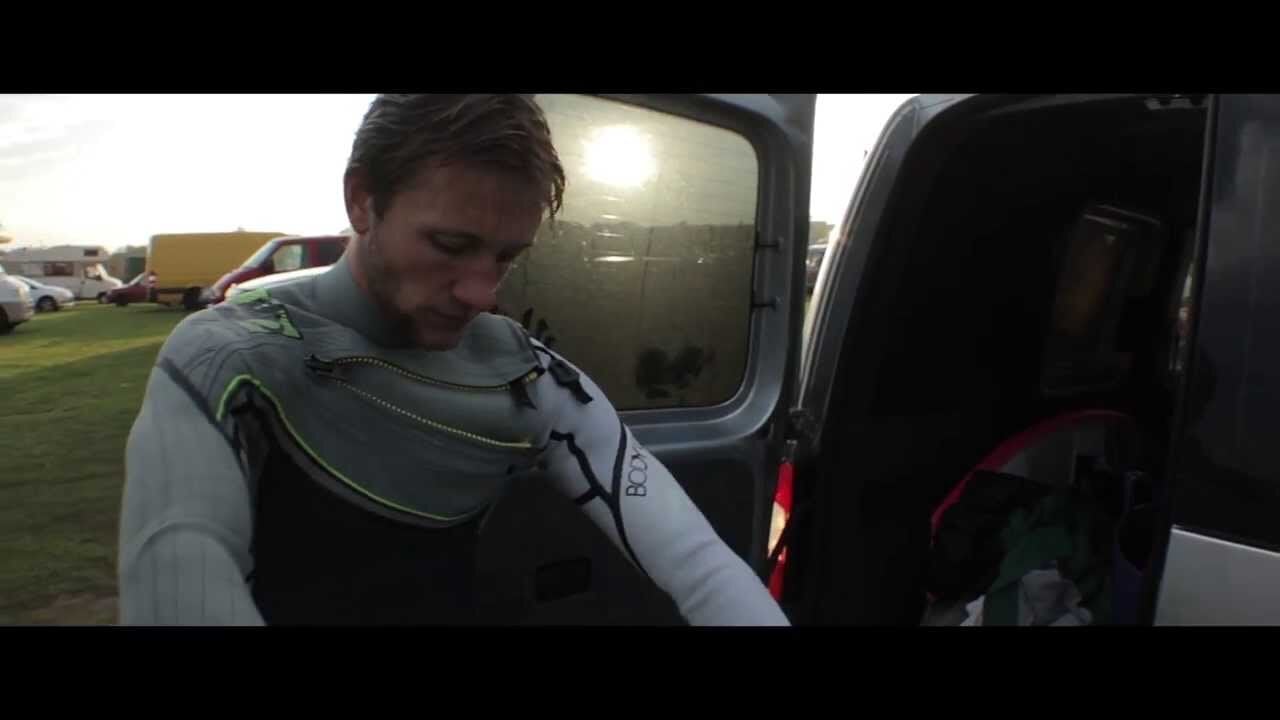 NorthCore Wetsuit / Drysuit Changing Mat & Bag