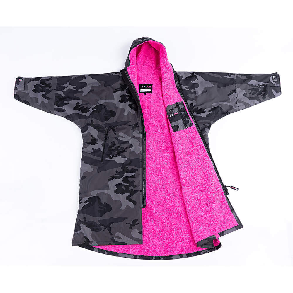 Dryrobe Advance Long Sleeve Changing Robe - Camouflage Outer Dryrobe Advance Long Sleeve Changing Robe - Camouflage Outer
