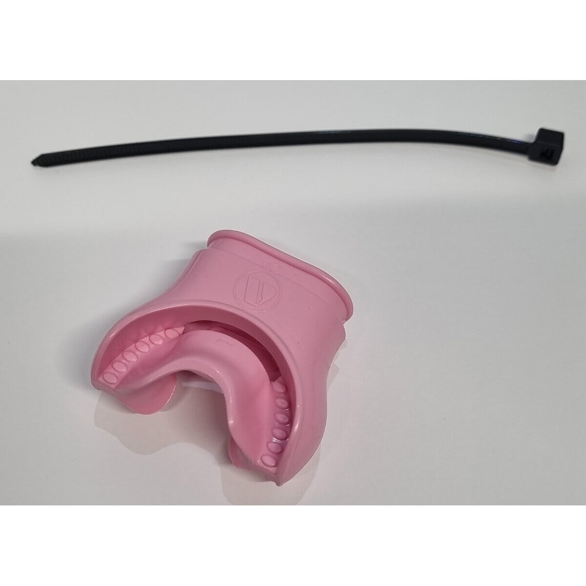 Apeks Comfobite Regulator Mouthpiece - Pink Apeks Comfobite Regulator Mouthpiece - Pink