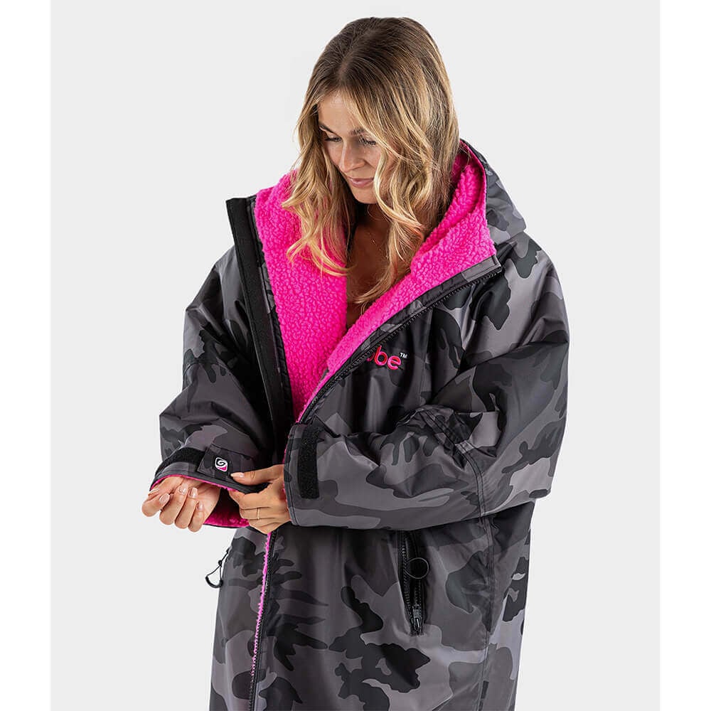 Dryrobe Advance Long Sleeve Changing Robe - Camouflage Outer Dryrobe Advance Long Sleeve Changing Robe - Camouflage Outer