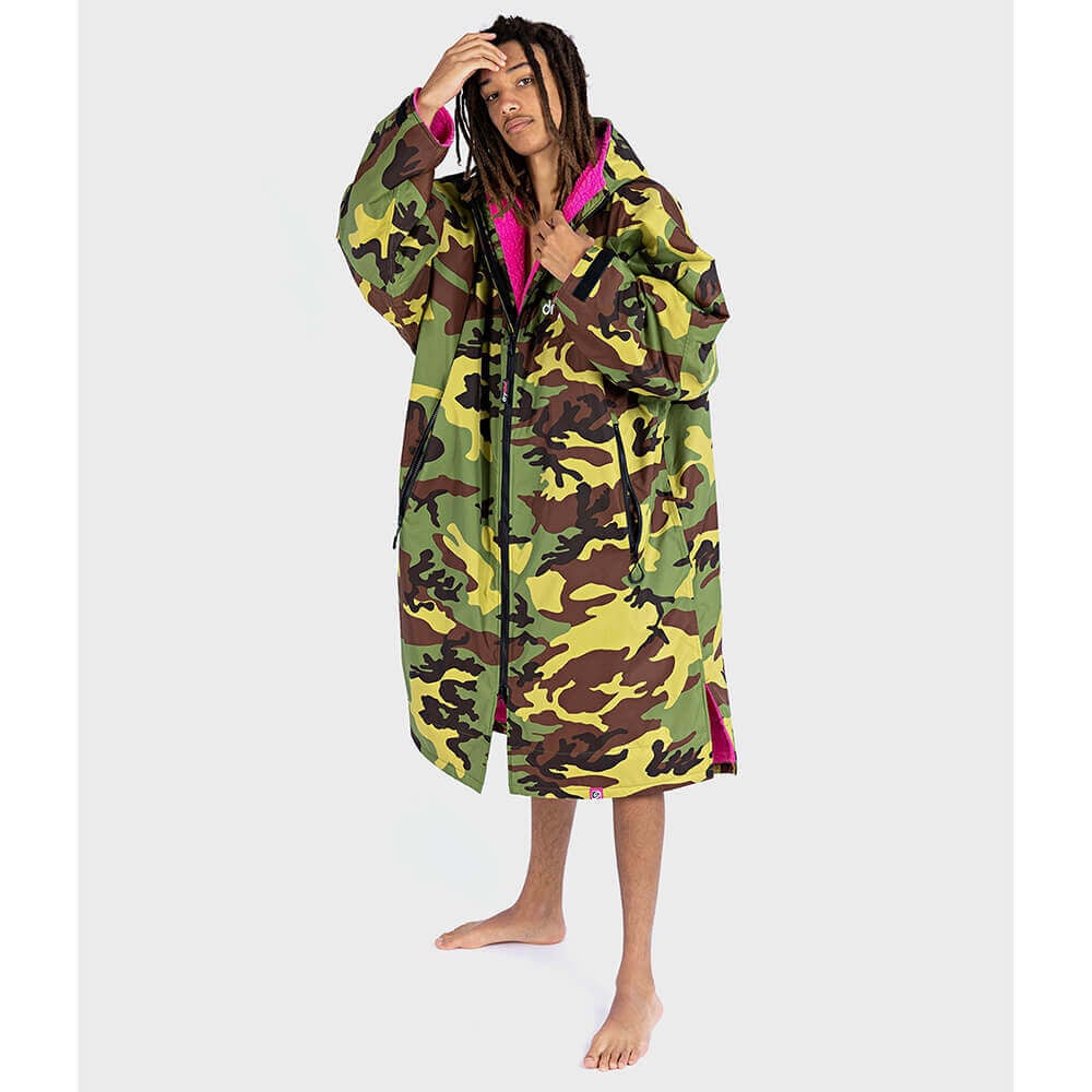 Dryrobe Advance Long Sleeve Changing Robe - Camouflage Outer Dryrobe Advance Long Sleeve Changing Robe - Camouflage Outer