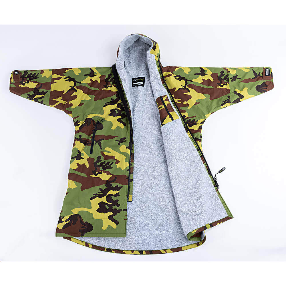 Dryrobe Advance Long Sleeve Changing Robe - Camouflage Outer Dryrobe Advance Long Sleeve Changing Robe - Camouflage Outer