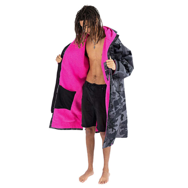 Dryrobe Advanced Long Sleeve Black Camo Pink Worn