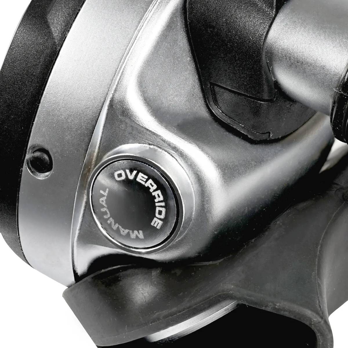 Mares Planet 88X TBP Regulator Button Detail